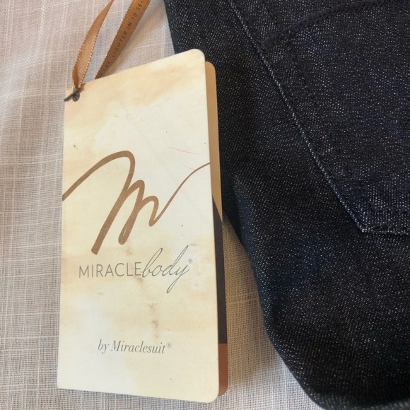 Miracle body Jeans by Miraclesuit NWT Size 0 “Katie” Style - Picture 3 of 12